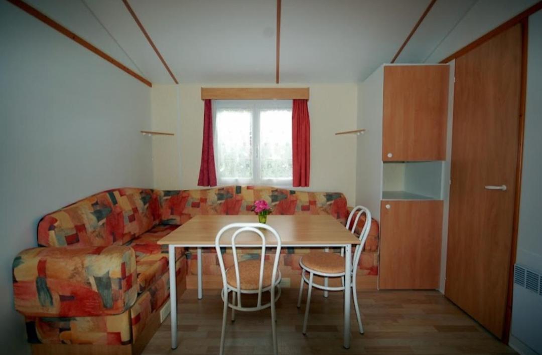 Camping Les 2 Salamandres Arces-sur-Gironde Экстерьер фото